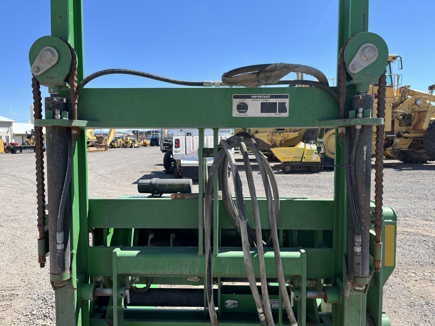 ./imagenes/INVOICE/2019/16848/MANIPULADOR DE PACAS DE ALGODON FRONTIER CM11 (11).JPG